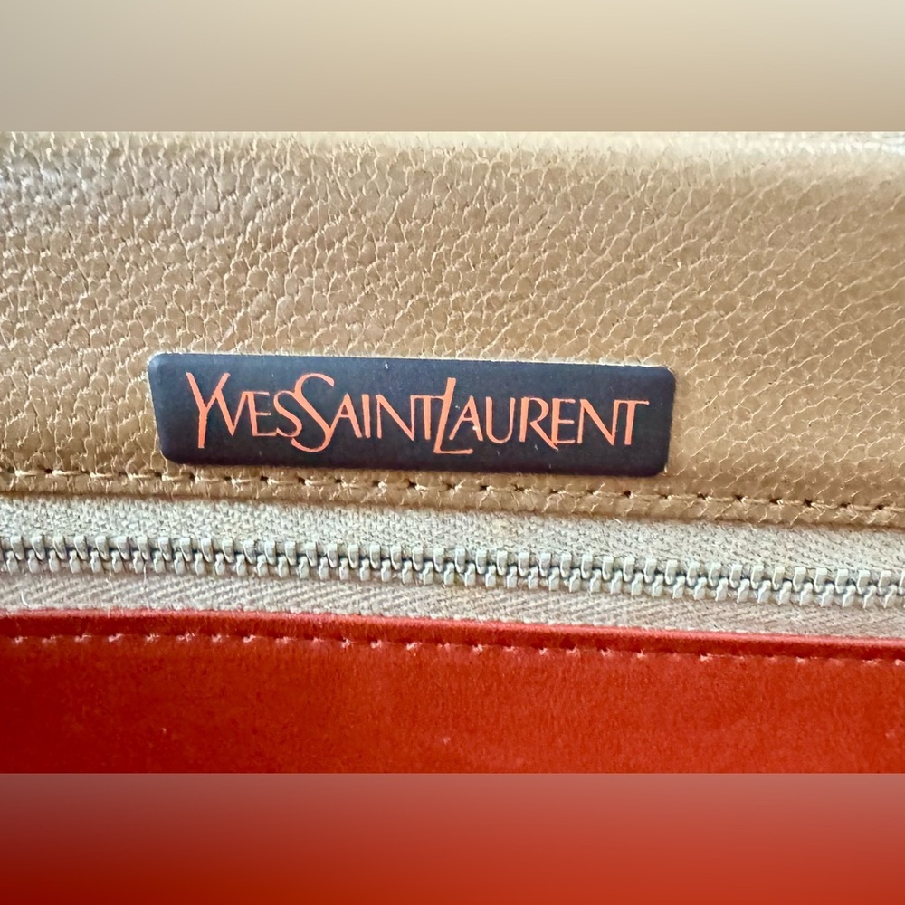 Vintage Yves Saint Laurent (YSL) clutch/ crossbody bag - Picture 6 of 16